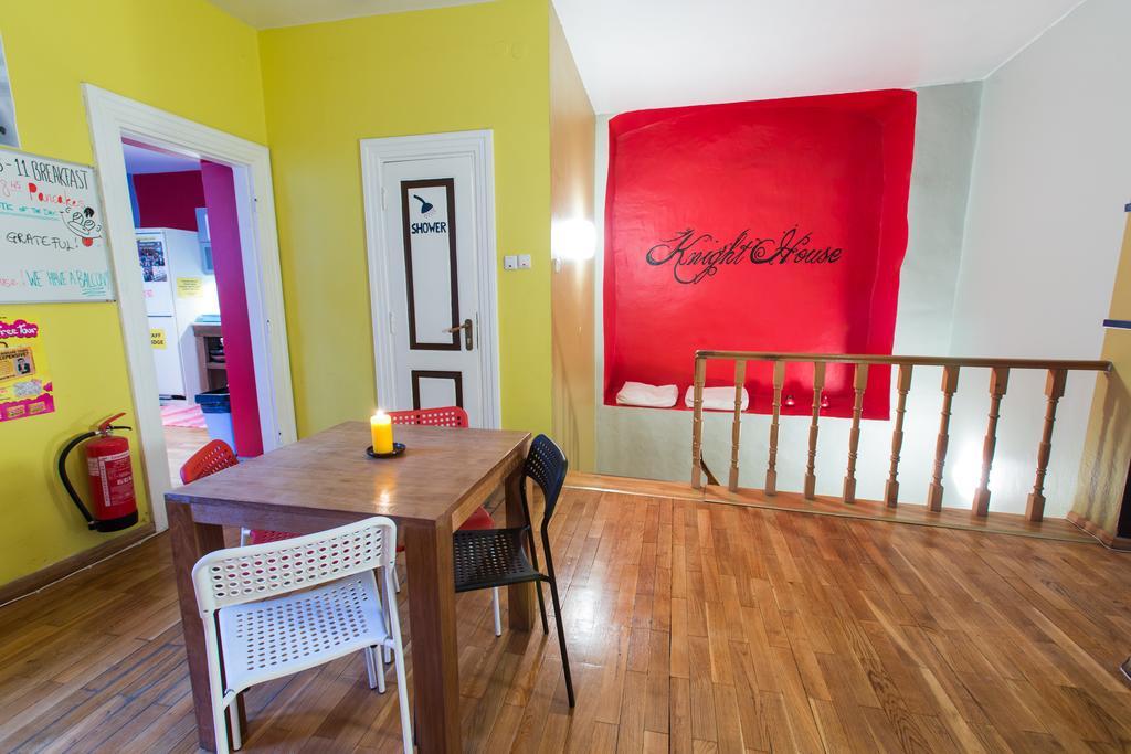 The Knight House Hostel Tallinn Exterior photo